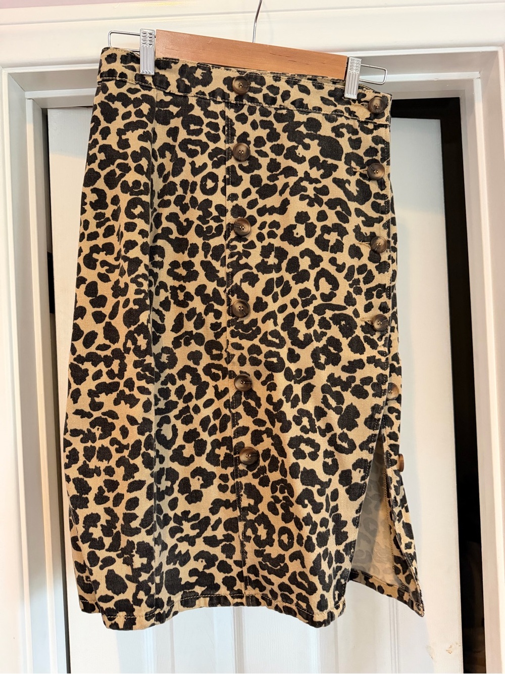 Leopard Print Button-Front Maxi Skirt - Tan/Black - Picture 1 of 2